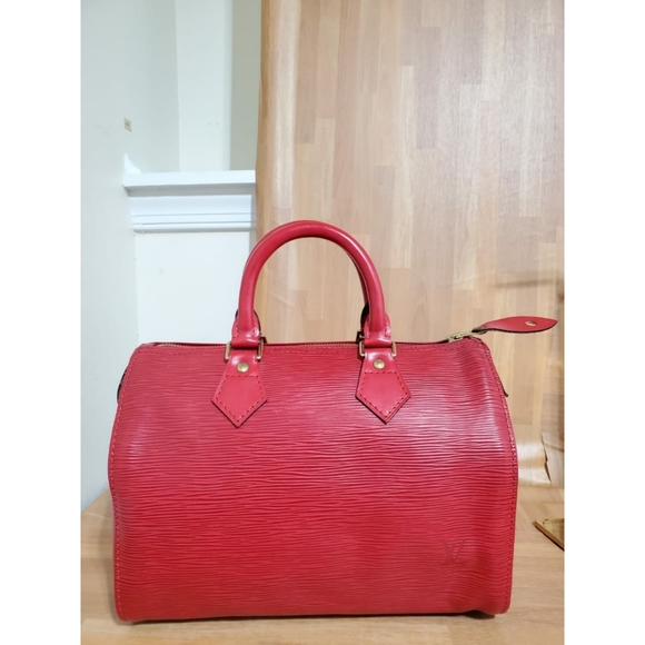 Authentic LOUIS VUITTON Red Epi Leather Speedy 25 Bag - Picture 1 of 14